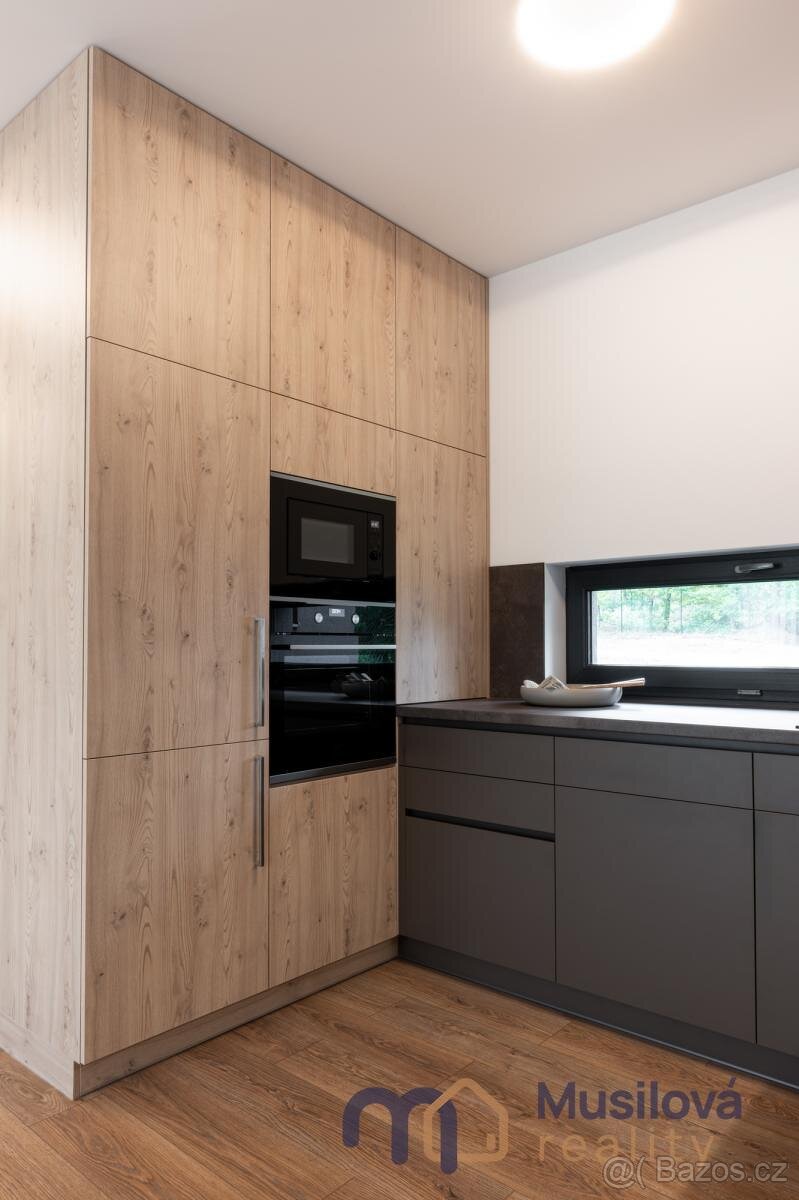 Prodej rodinného domu 150 m2, pozemek 636 m2 - 7