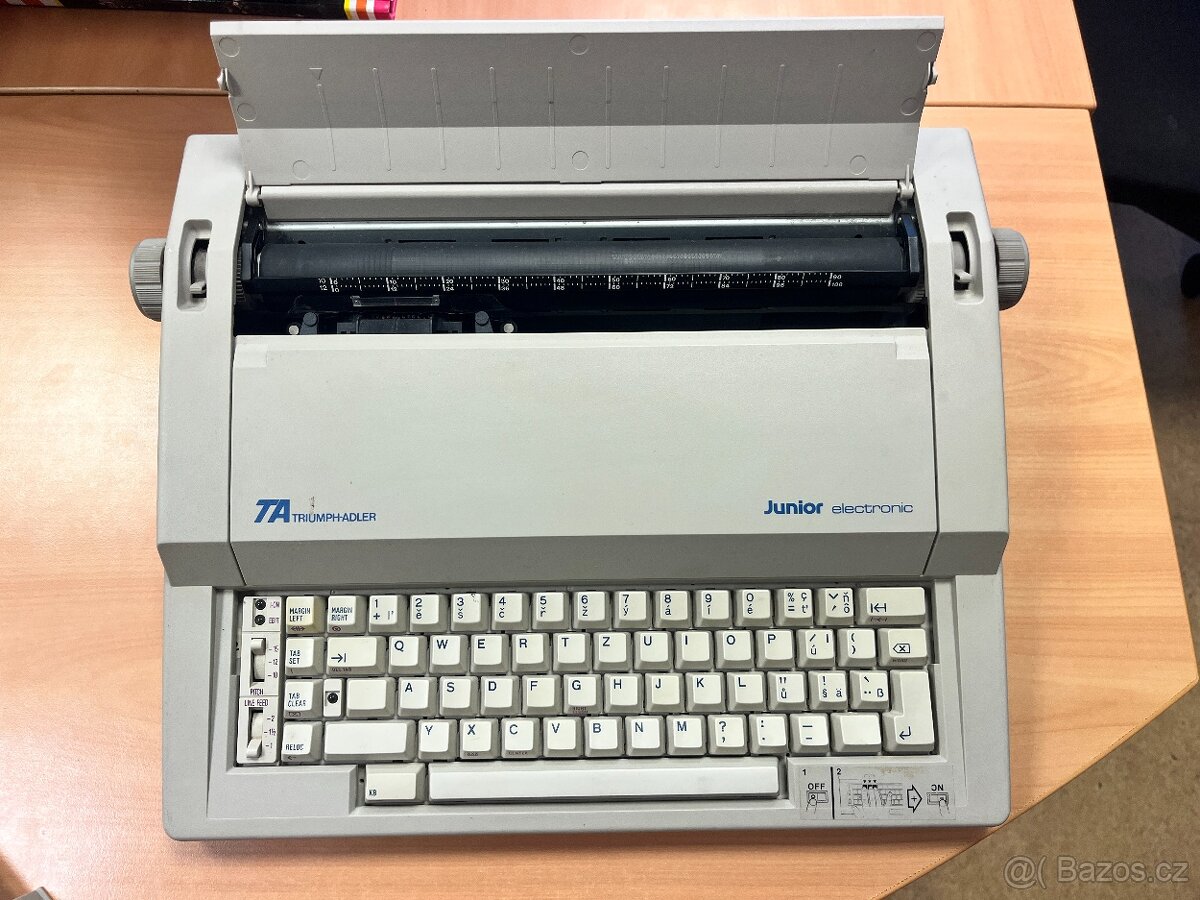 Elektrický psací stroj Triumph Adler TQ 620 - Junior El. - 7