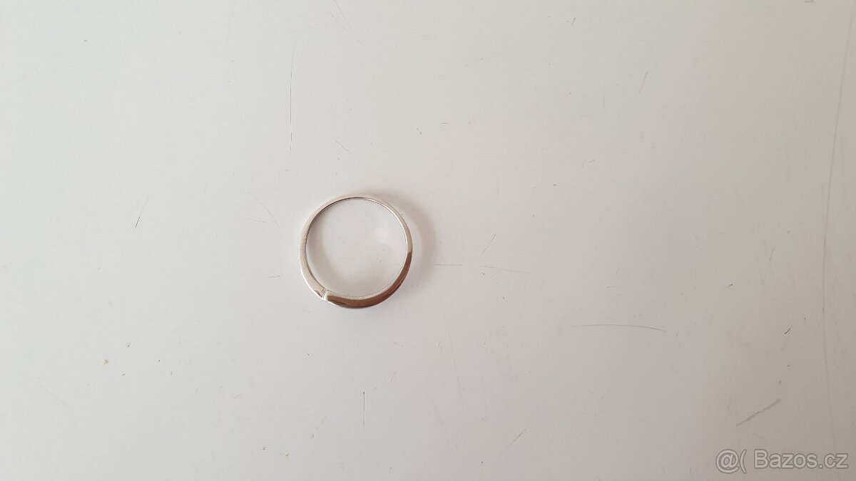 Delikátní prsten z bílého zlata vel. 54 - 7