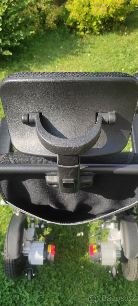 Invalidní vozík EROUTE 8000R - 7