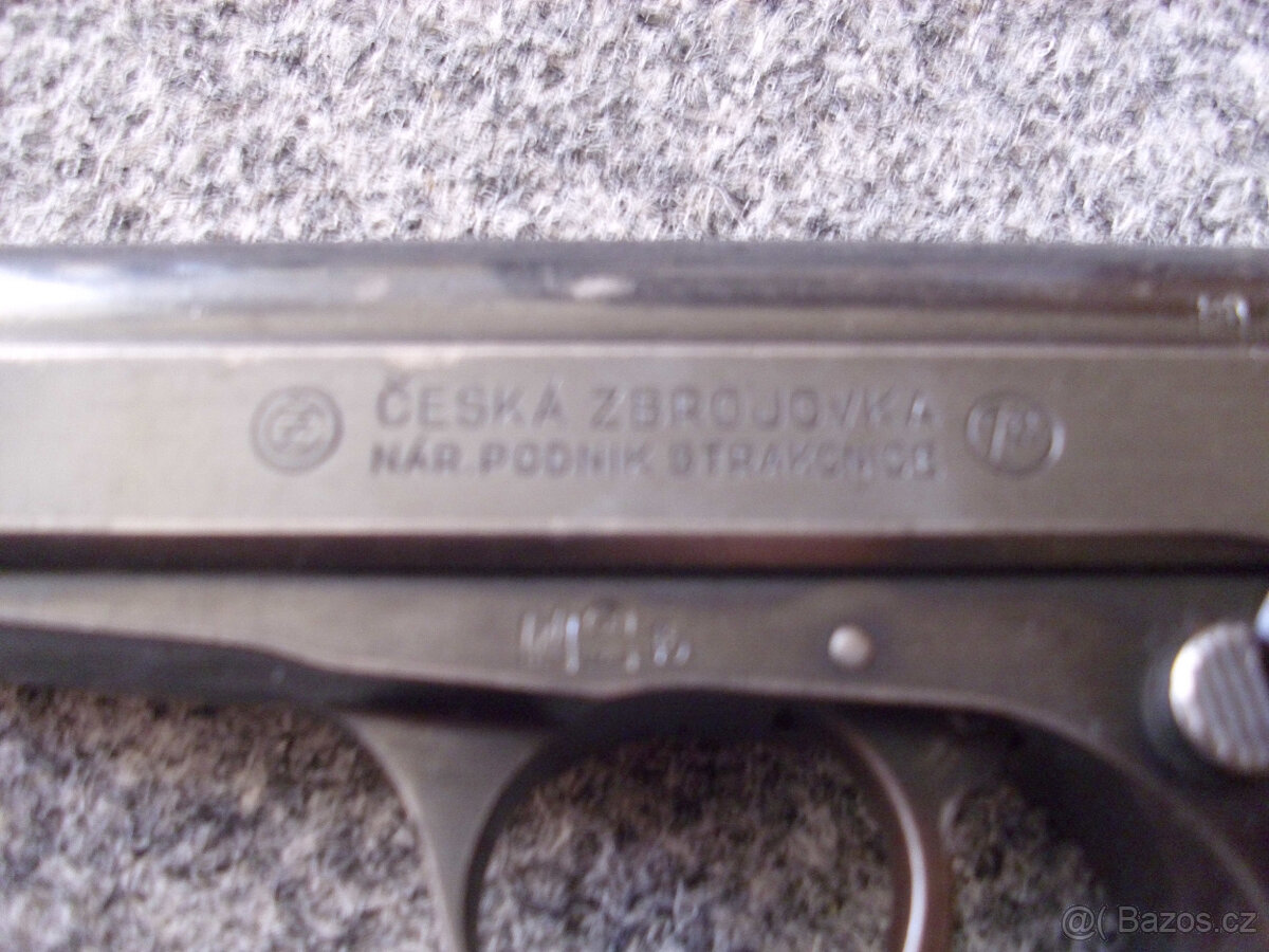 pr.pistole, z 6,35.+ cz 50....n.p.Strakonice, - 7