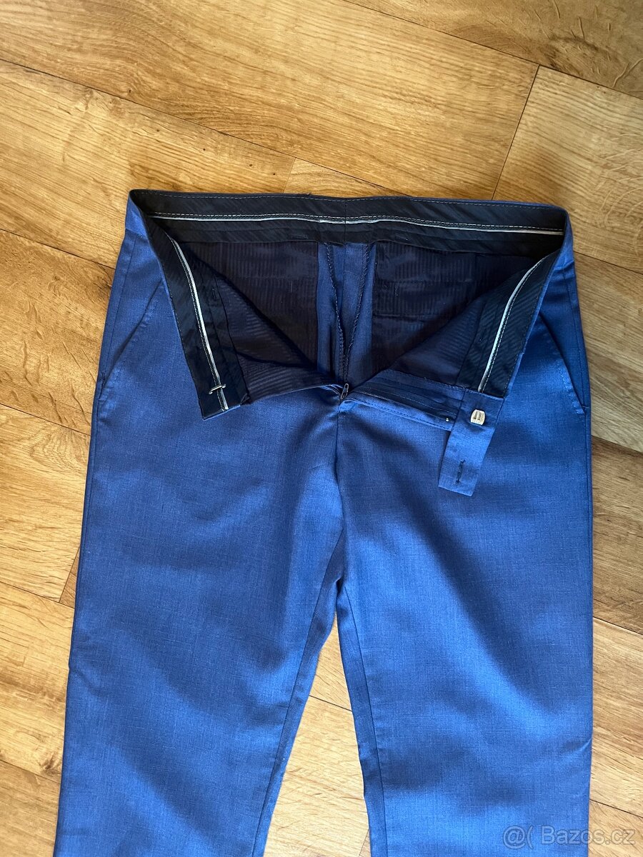 Pánský modrý oblek - 7