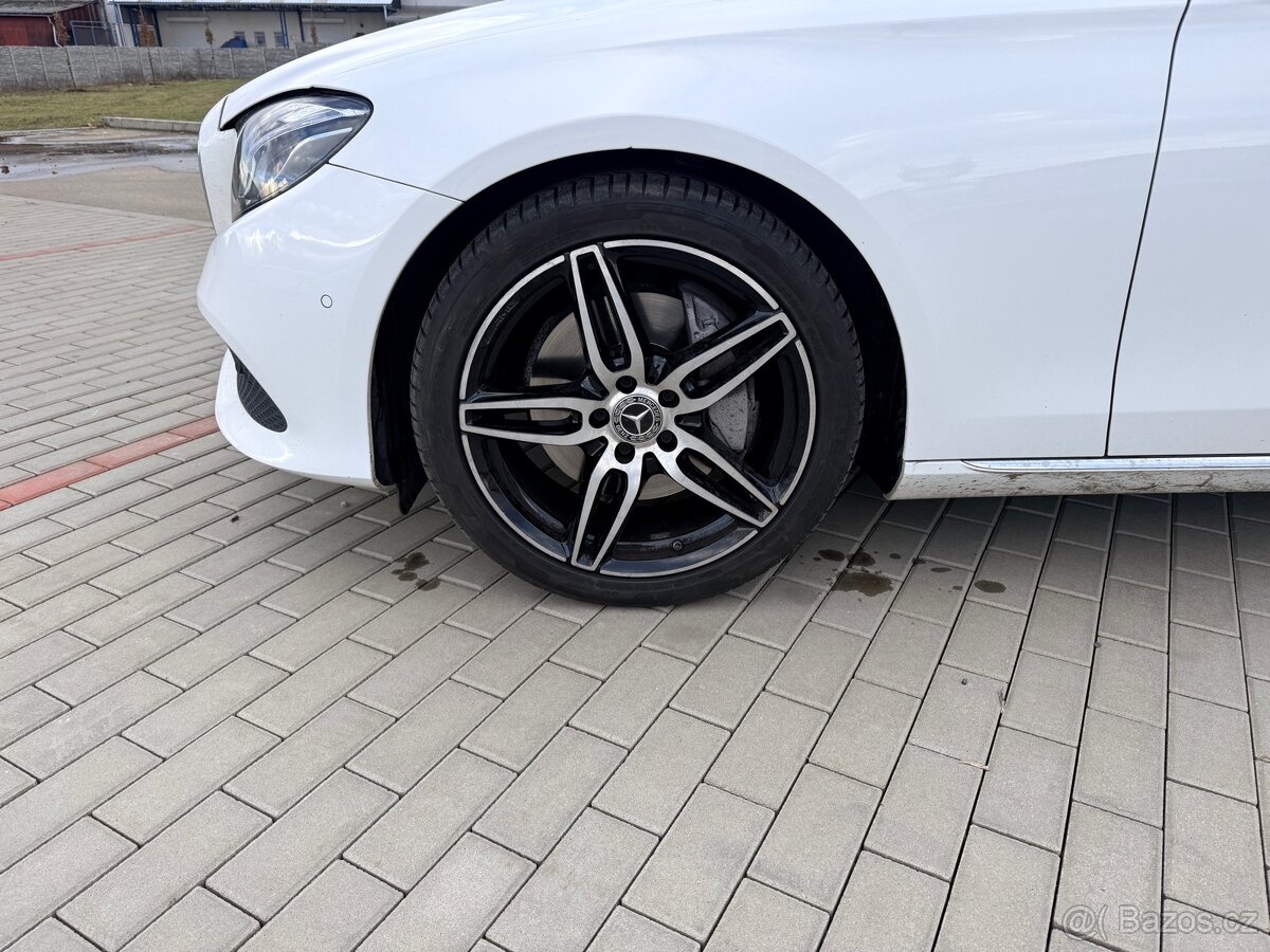 Mercedes Benz E350d - 7