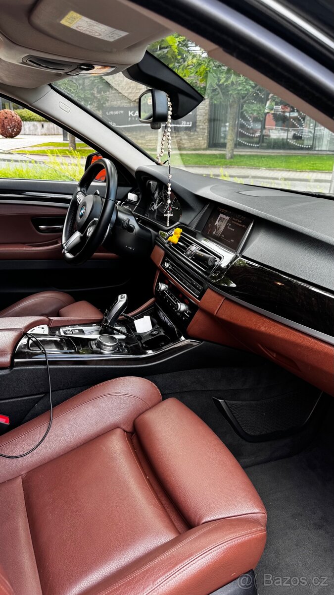 Prodám BMW F10 520d 2016 - 7