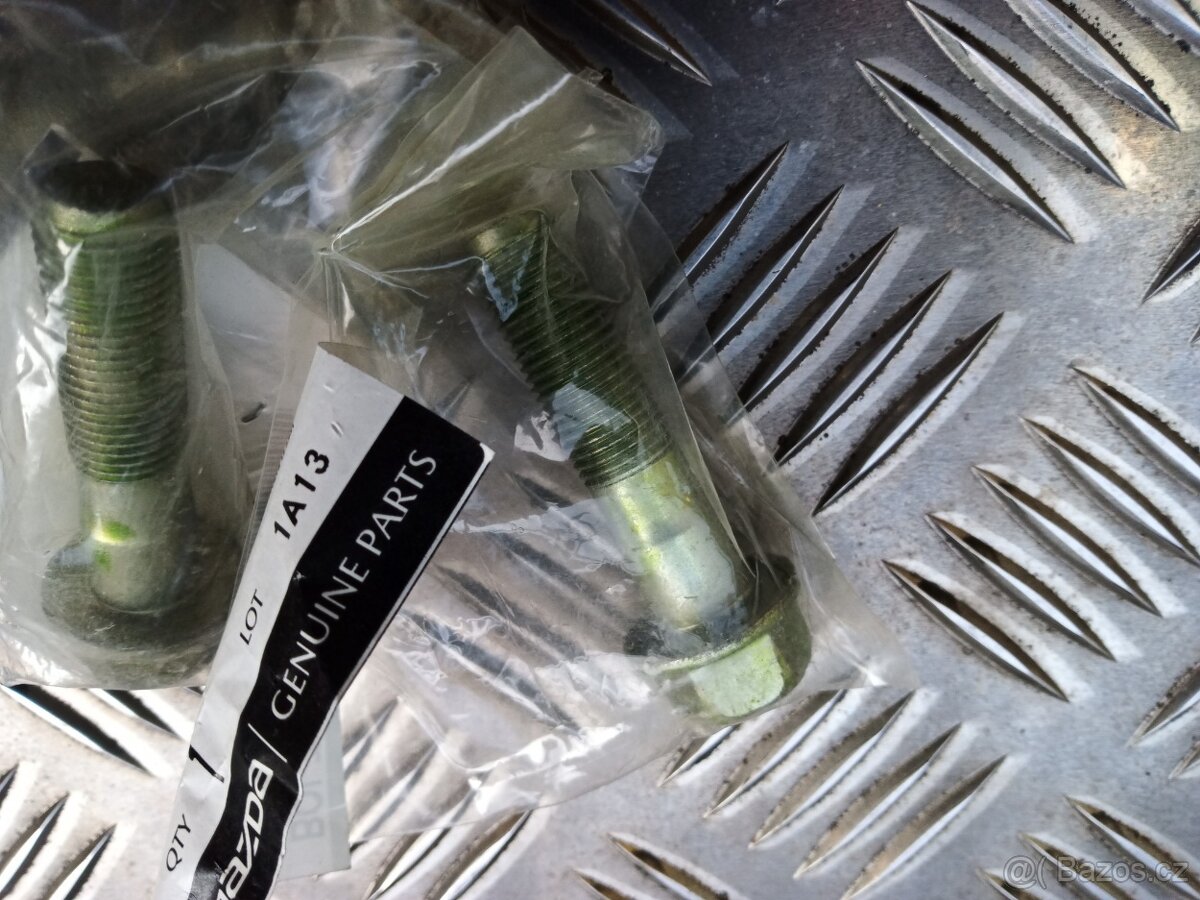 Mazda různé díly - 7