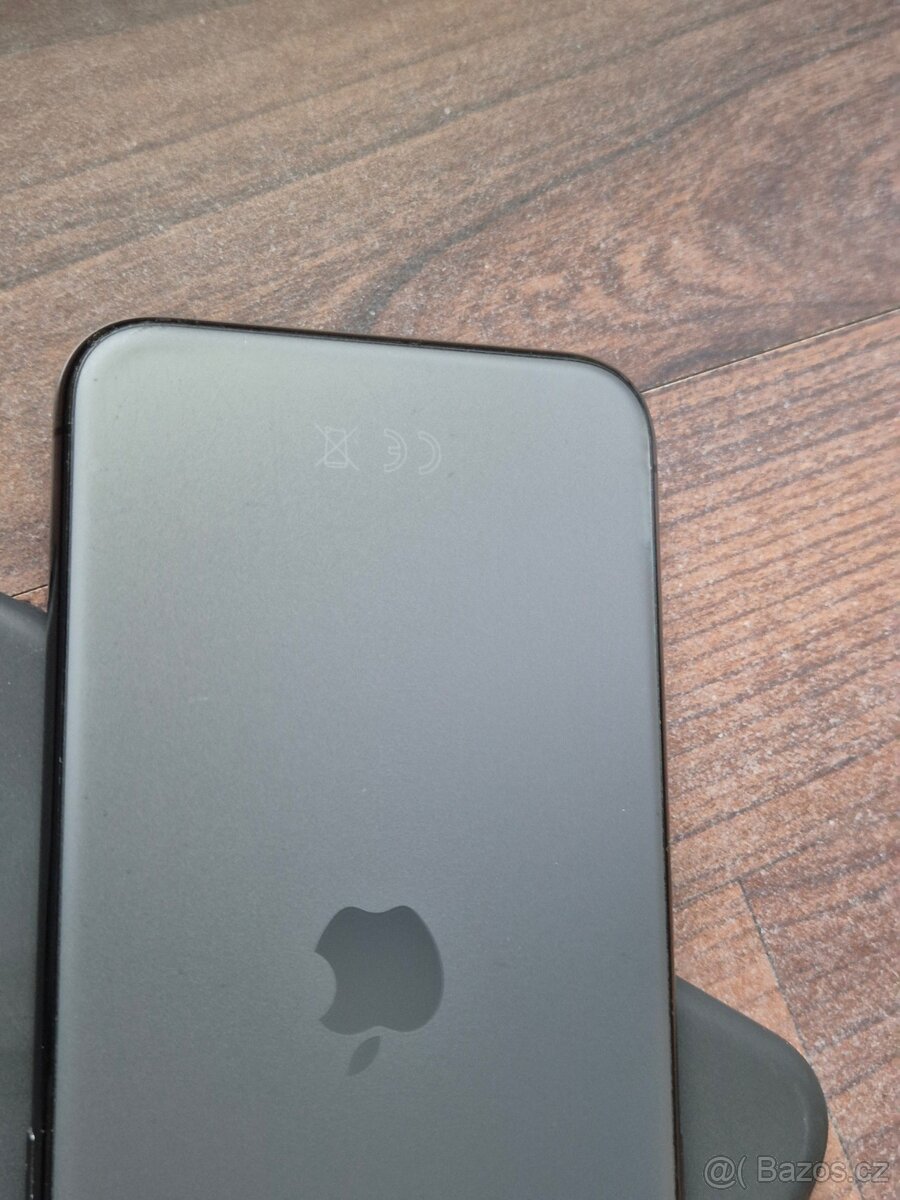 iPhone 11 Pro 64gb kapacita baterie 100% - 7