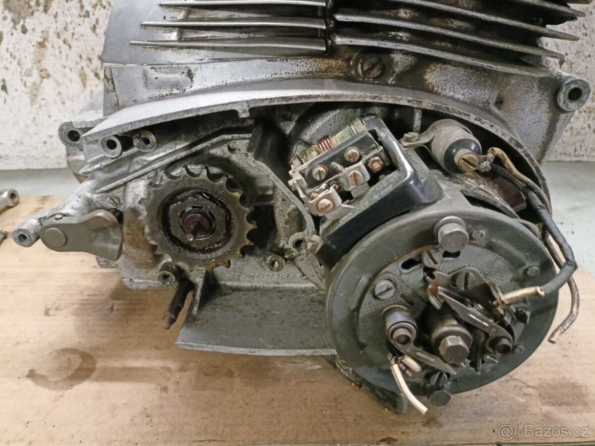 Jawa 350 354 motor - 7