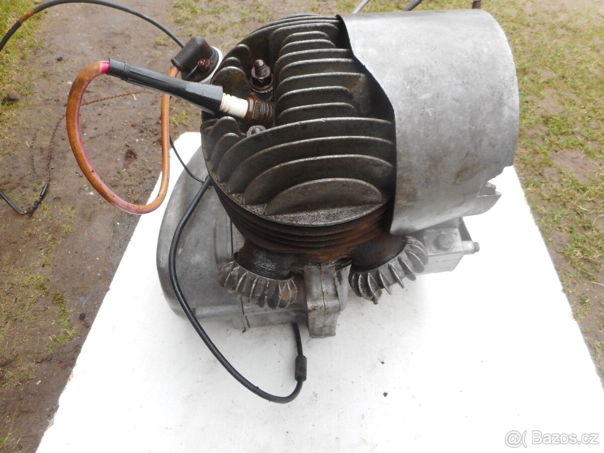 ČZ-502/501--Skůtr - 7