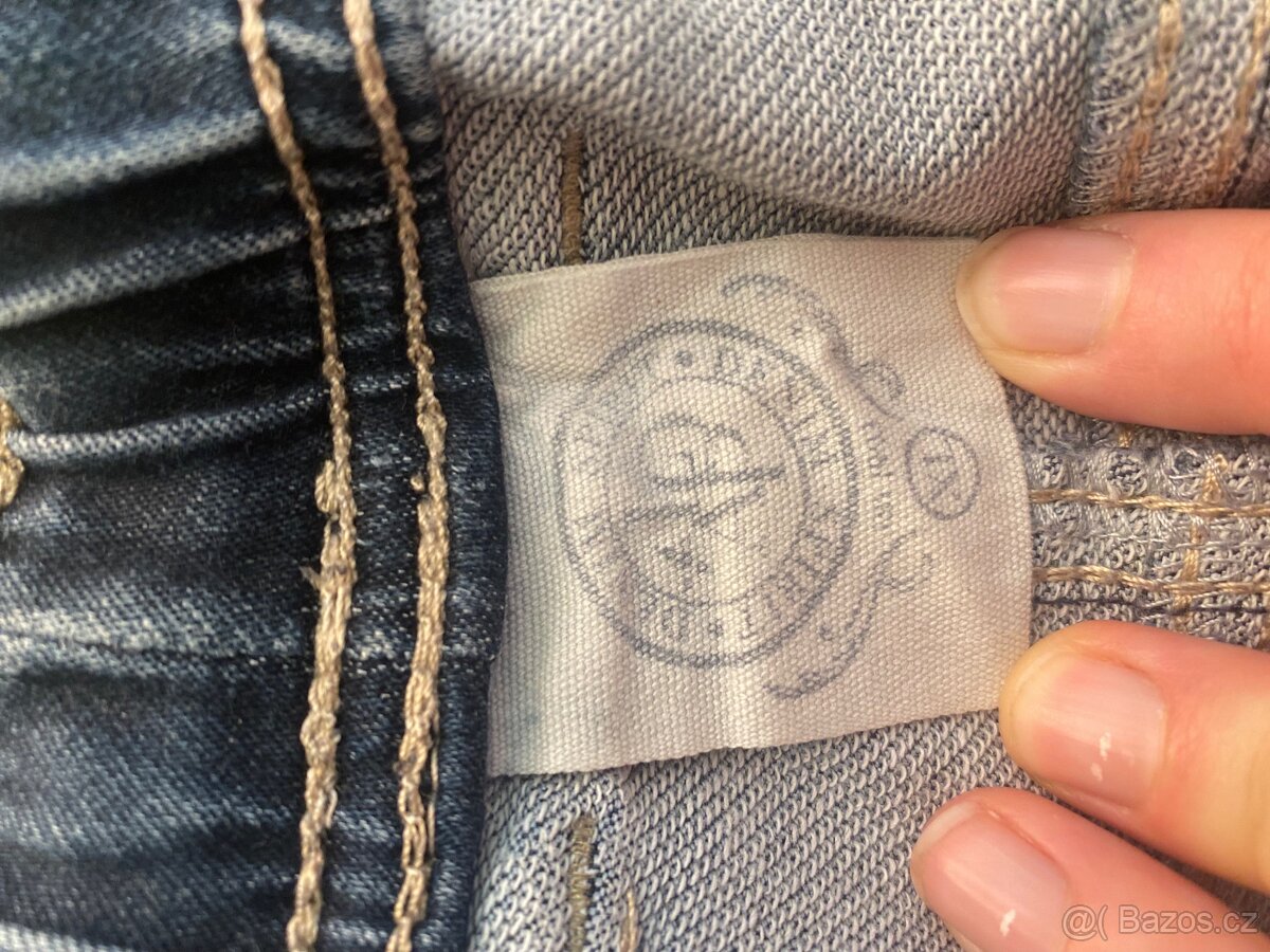 Pánské kalhoty, triko a kraťasy - 7