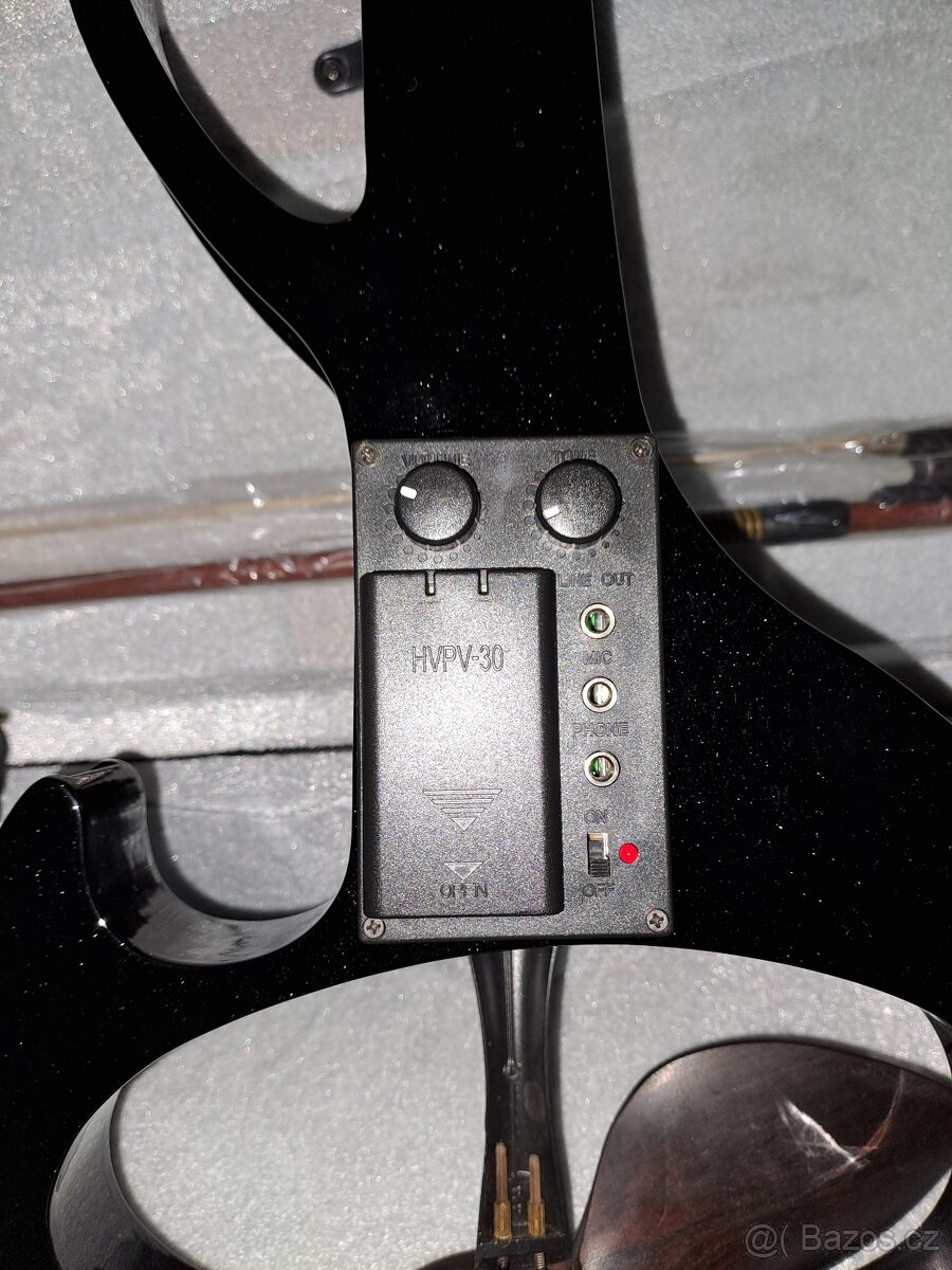 Elektrické "silent" housle 4/4, Paul Stanton, černá metalí - 7