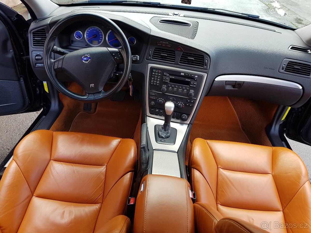 VOLVO V70R,300PS,2.5T,AWD,r.v.2006 - 7