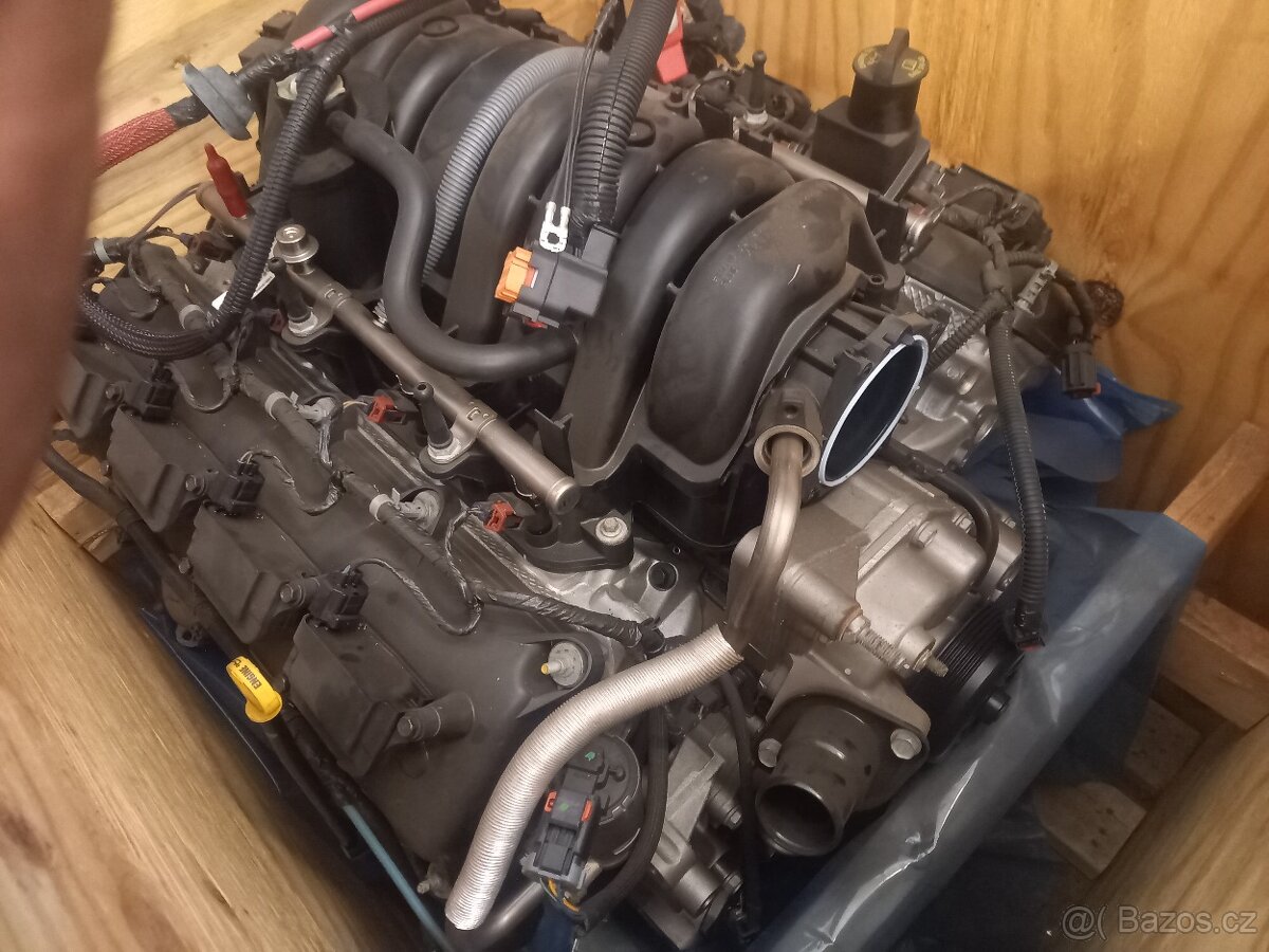 Originál nový motor 5,7 HEMI - 7