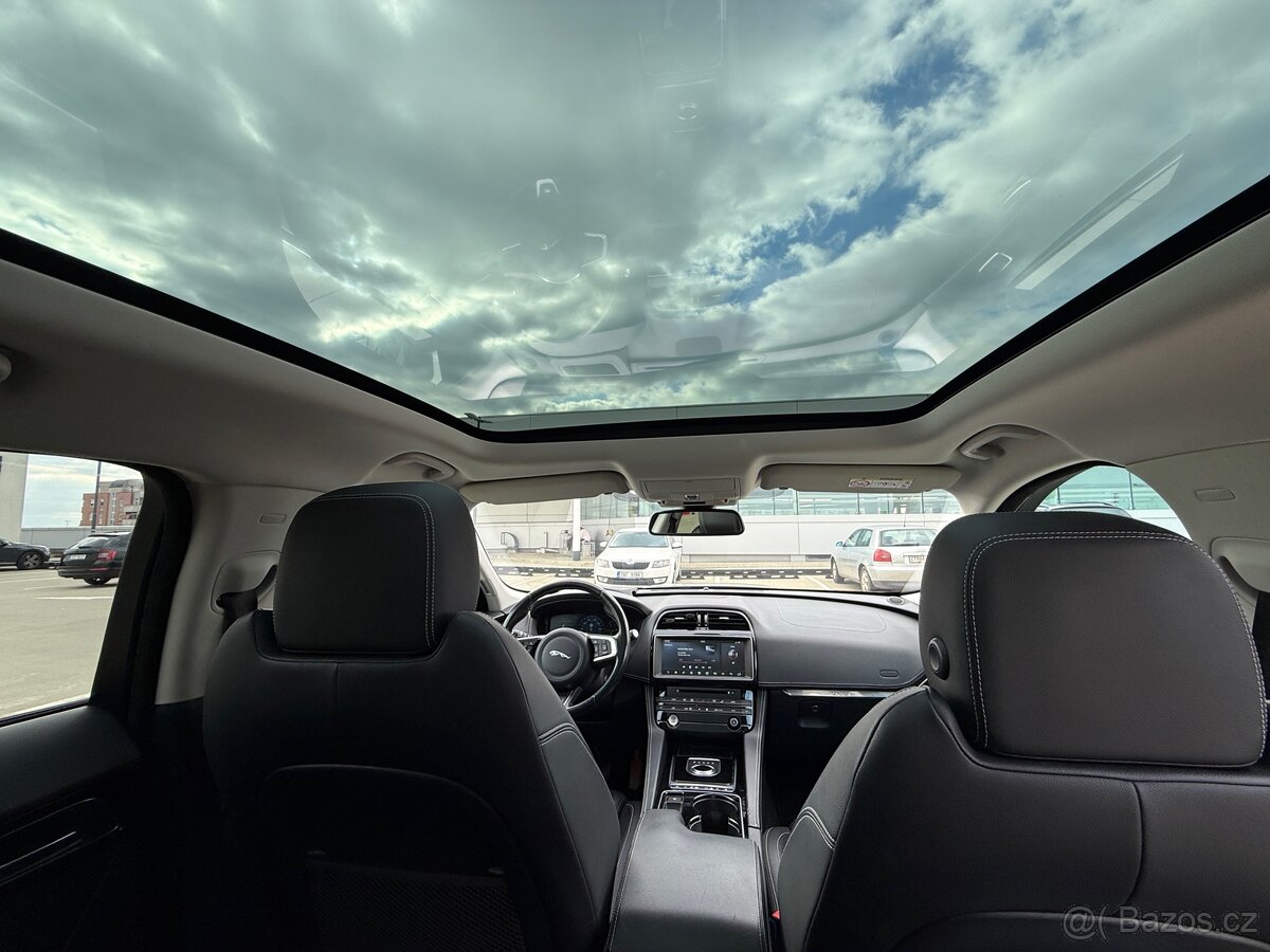 Jaguar F-Pace R-Sport - 7