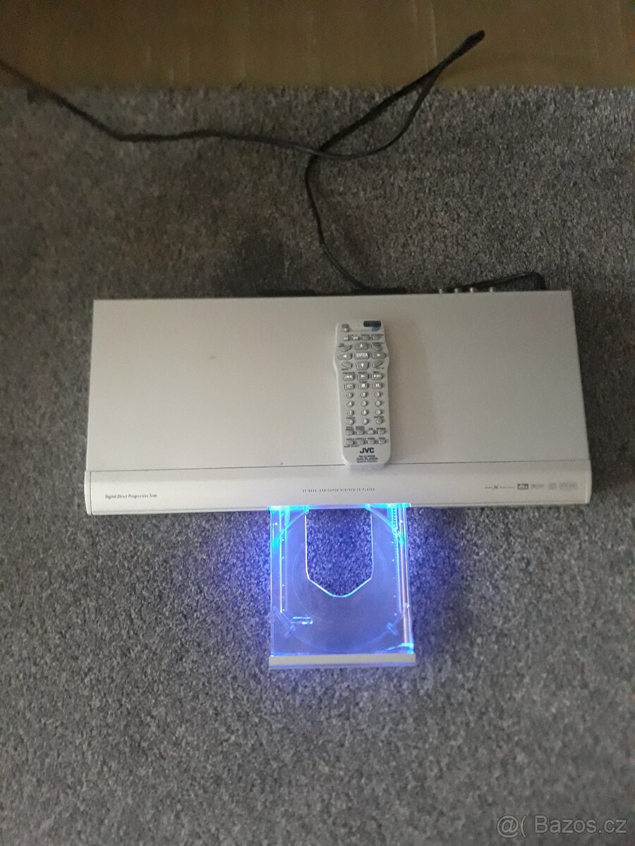 DVD PŘEHRAVAČ ZN. JVC 220 V. S OVLADAČEM - 7