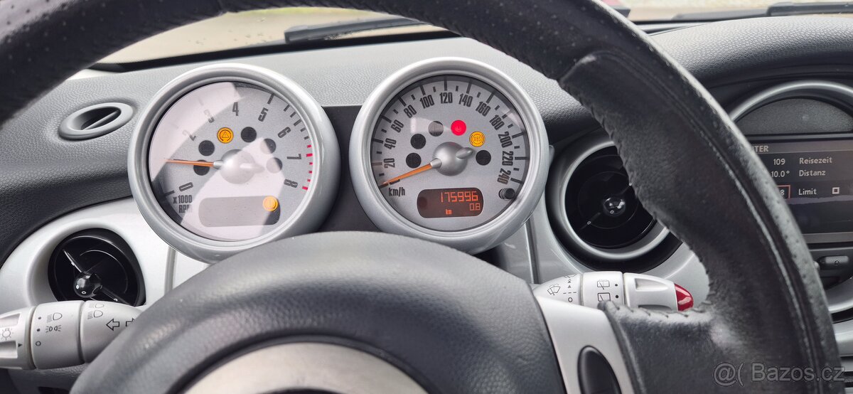Mini Cooper 1.6i - 7