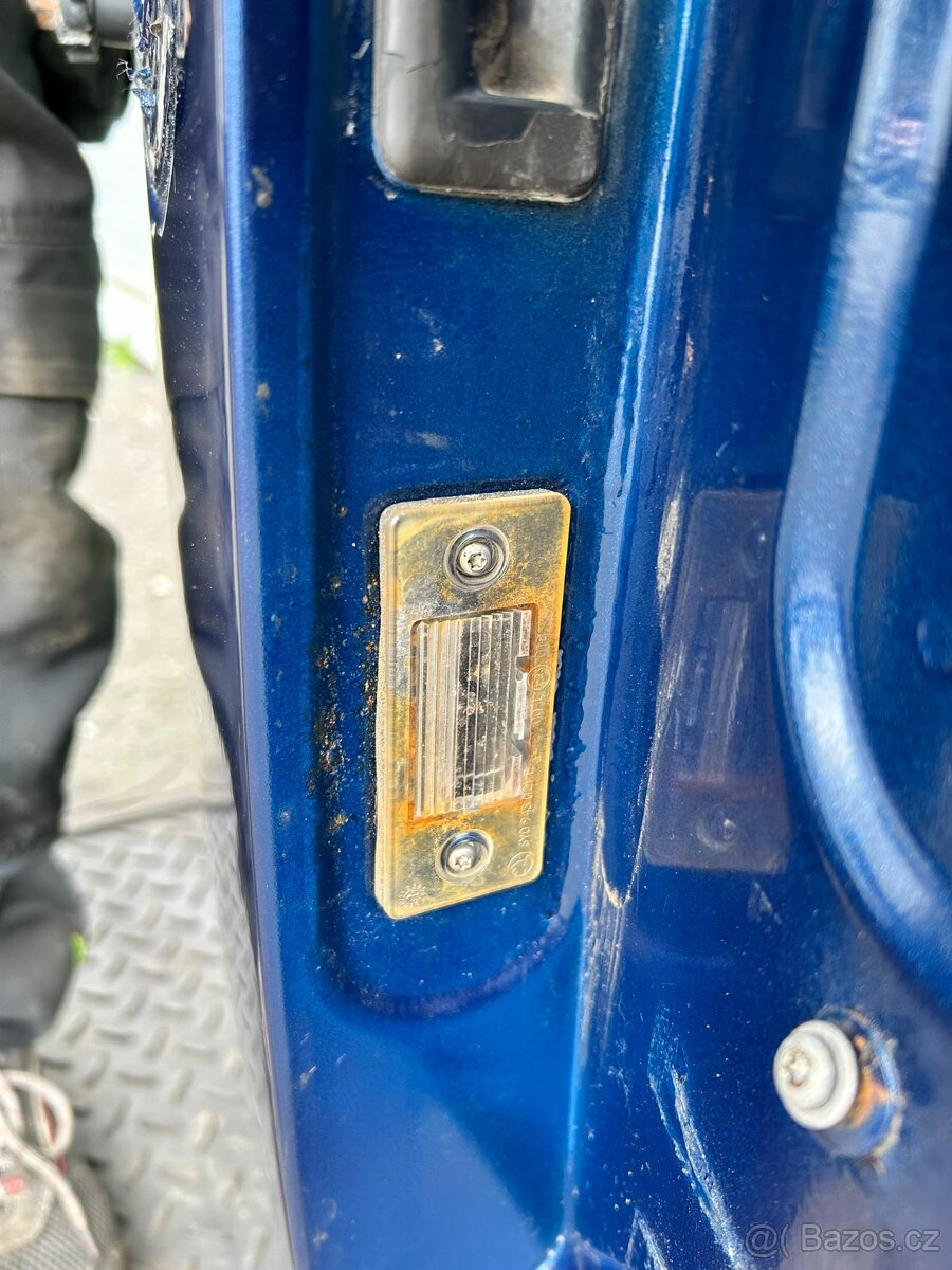 Páté dveře Škoda Yeti - 7