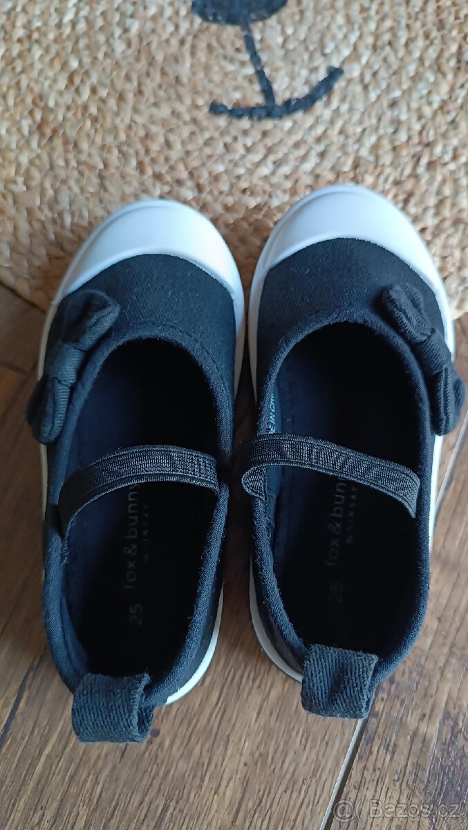 Plátěné sportovní boty, vel 24 - 7