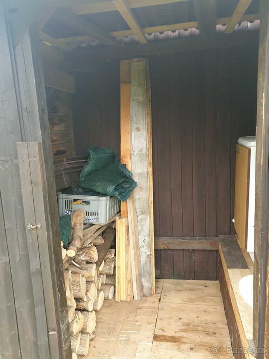 Zahrada s chatkou - 7