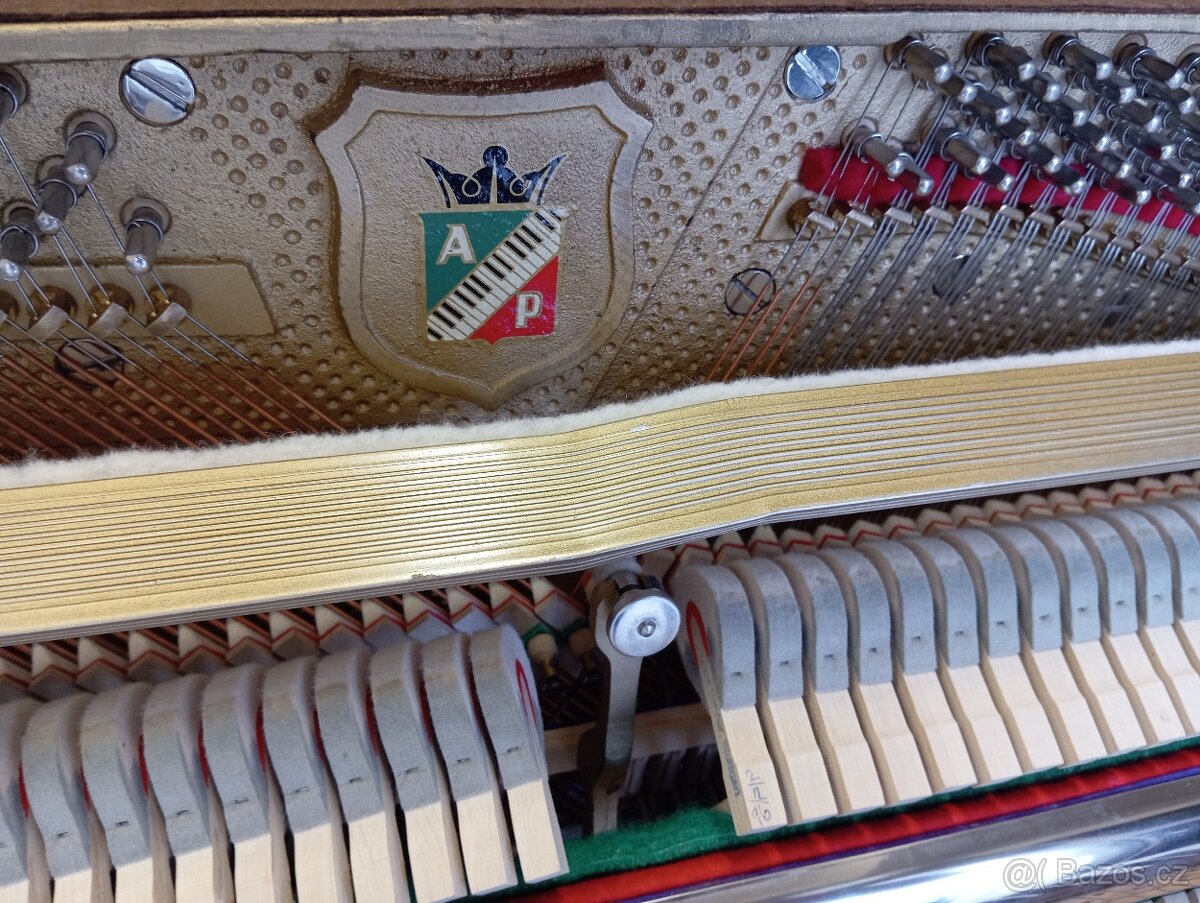 Prodáno/Petrof mod.105-Dovoz po ČR zdarma 24/7 - 7