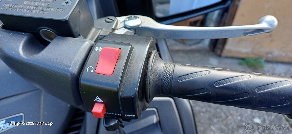 Suzuki Burgman 650 executive - 7