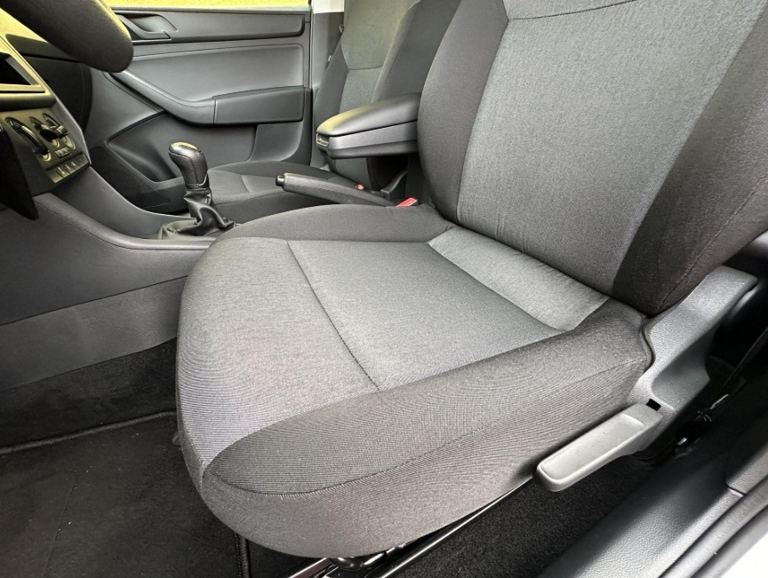 Rapid Spaceback 1.2/55kW KLIMA r.v.2015 najeto 92tkm - 7