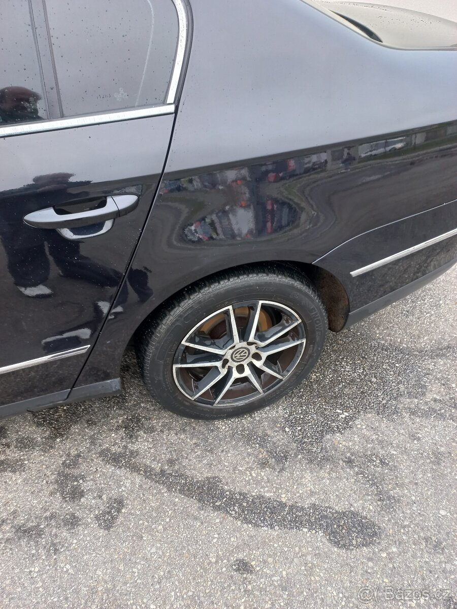 Volkswagen Pasat sedan 1.9 TDI 77 KW - 7