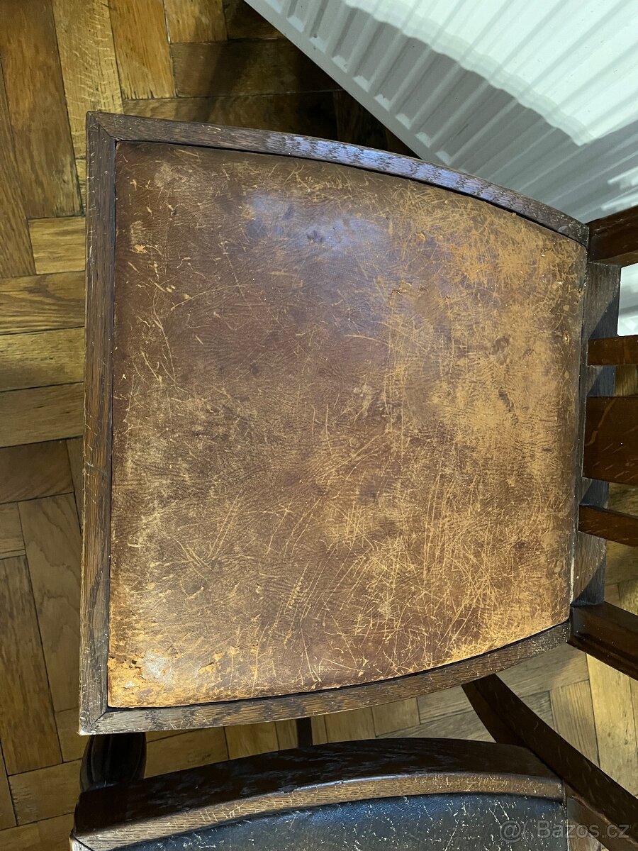 Starožitný stůl - 7