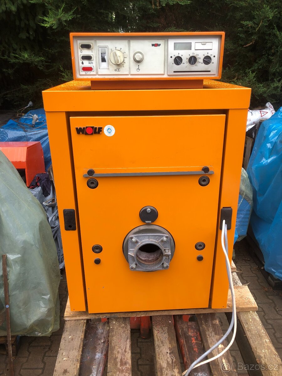 Prodám litinový kotel na olej 15-22 Kw - 7