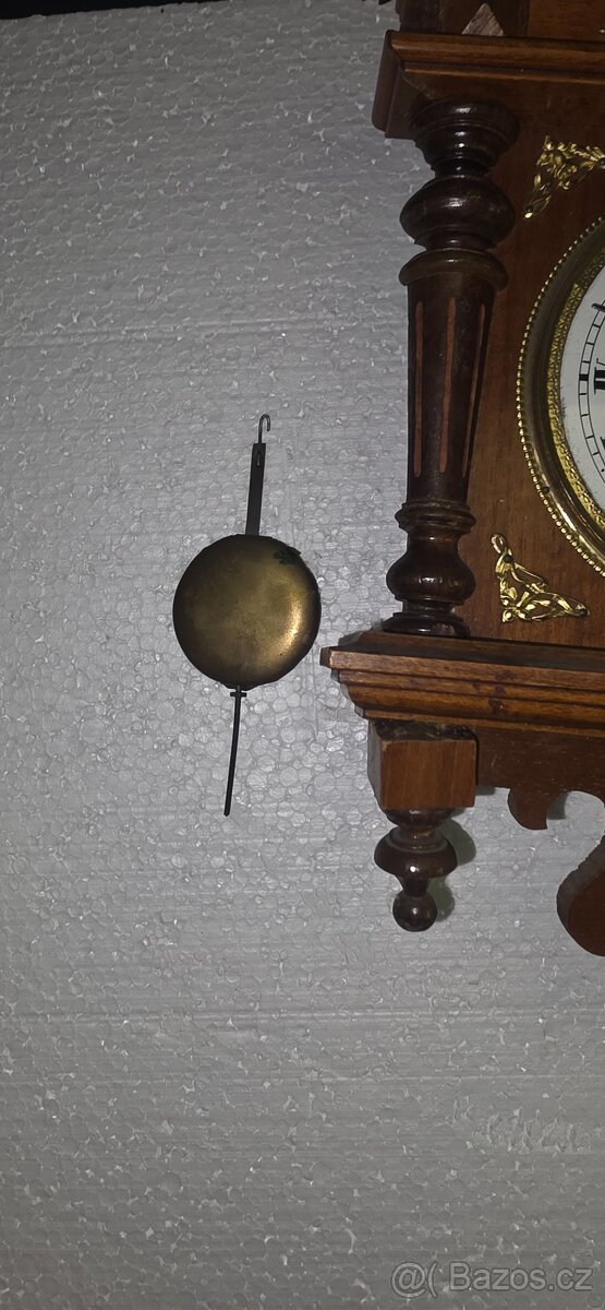 Staré nástěnné hodiny - 7