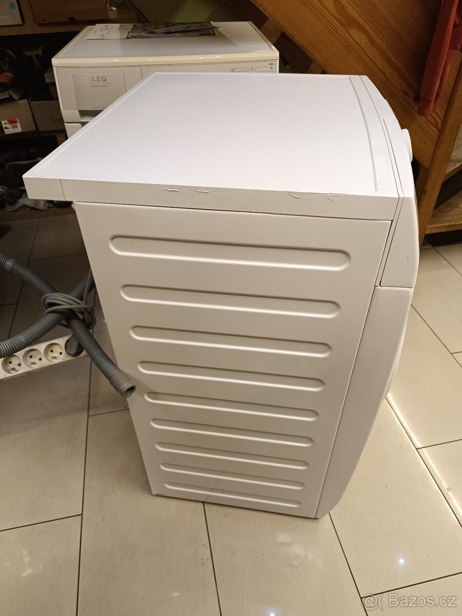 Pračka se sušičkou AEG na 7+4 kg - 7
