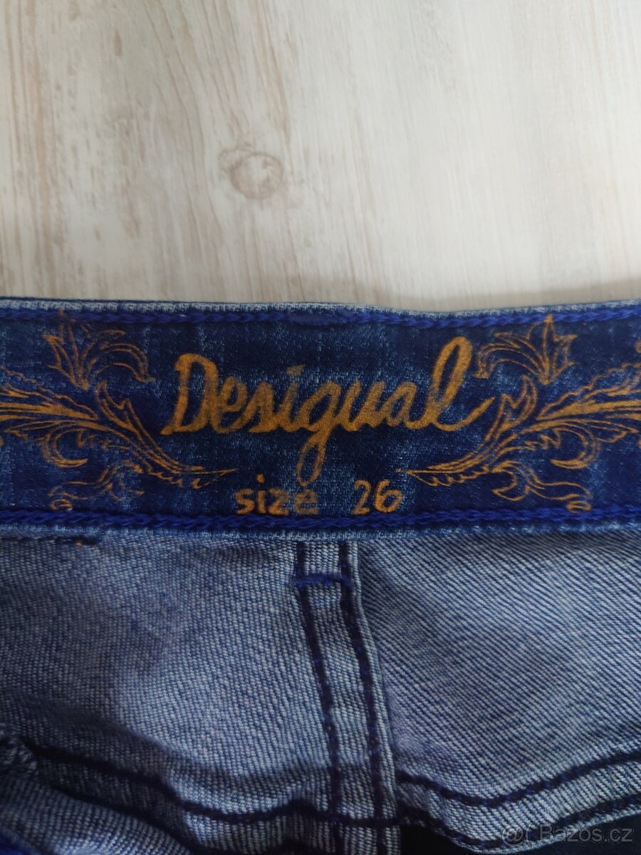 Desigual vyšívané Slim džíny - 7