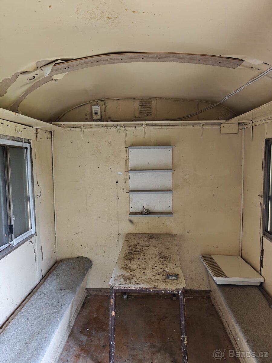 Maringotka 2 vchody- solidní - 7