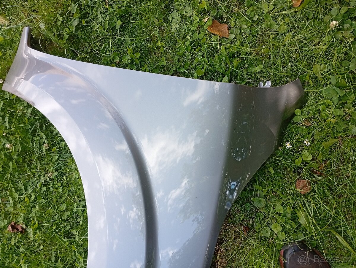 NISSAN NAVARA D23 RV 2020 BLATNÍK PRAVÝ A LEVÝ - 7