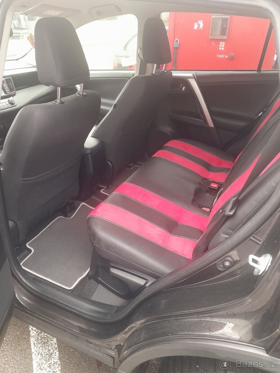 Toyota RAV4 Hybrid - 7