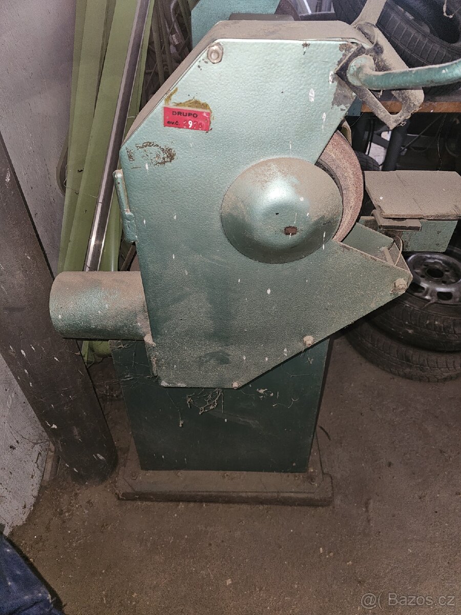 Dvoukotoučová bruska BSD 300 - 7