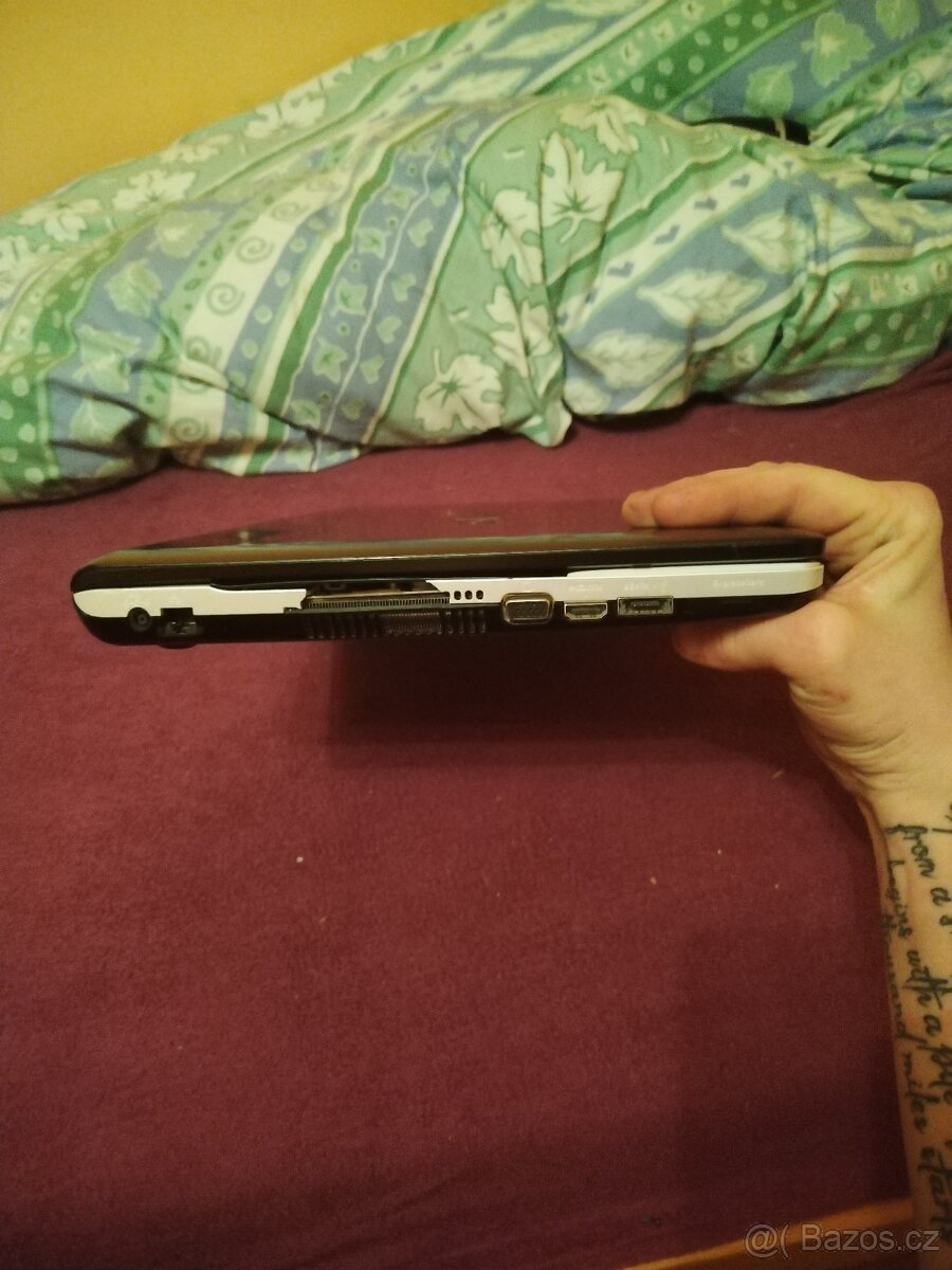 Prodávám díly na notebook Sony - 7