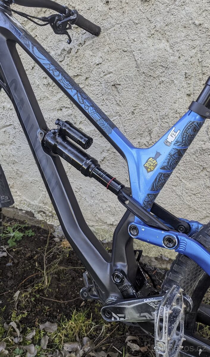 Canyon Torque CF7 vel L - VELKÁ SLEVA - 7