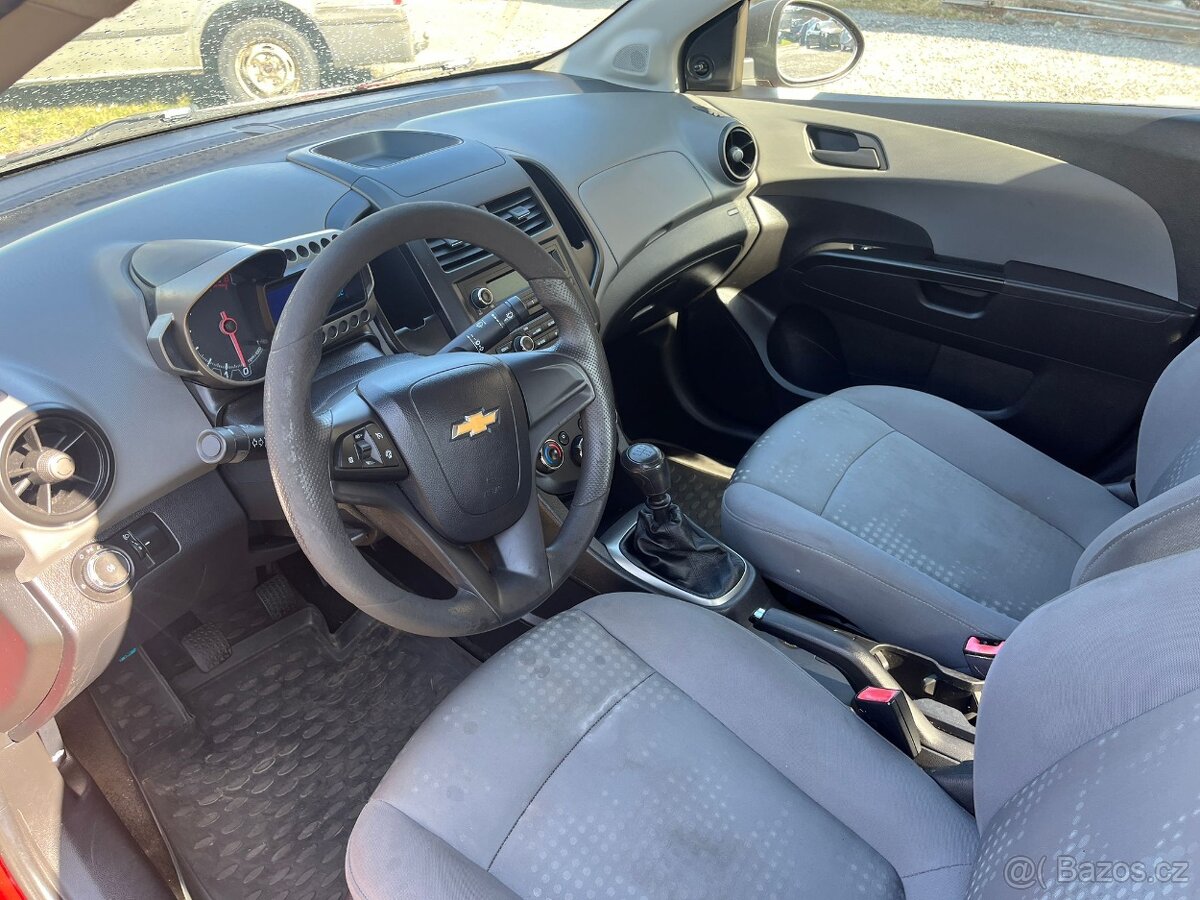 Chevrolet Aveo 1.2 - 7