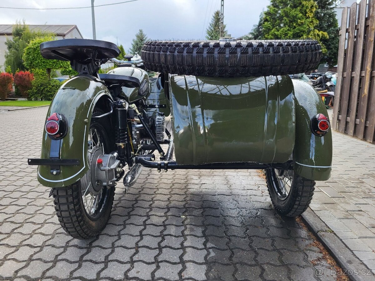 Dněpr,Ural K 750 se sajdou po pěkné renovaci - 7