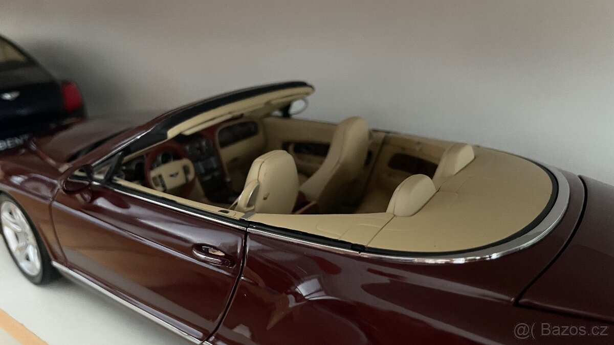 Model Bentley Continental GTC Minichamps 1:18 - 7