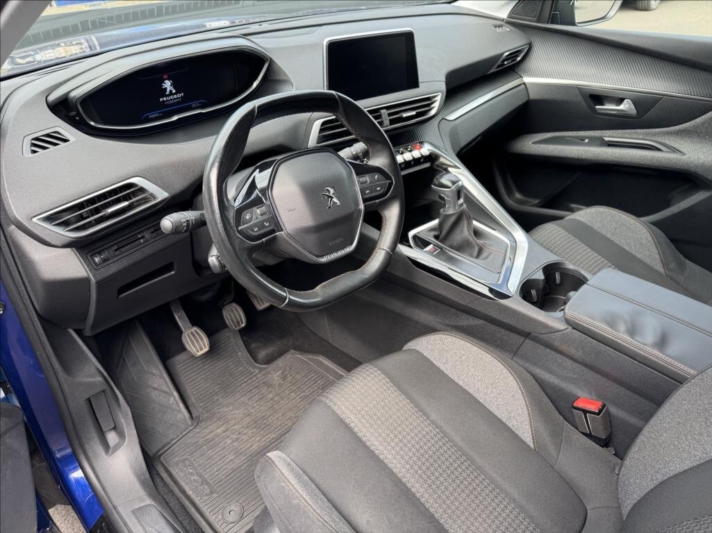 Peugeot 3008 1,2 (2017) - 7