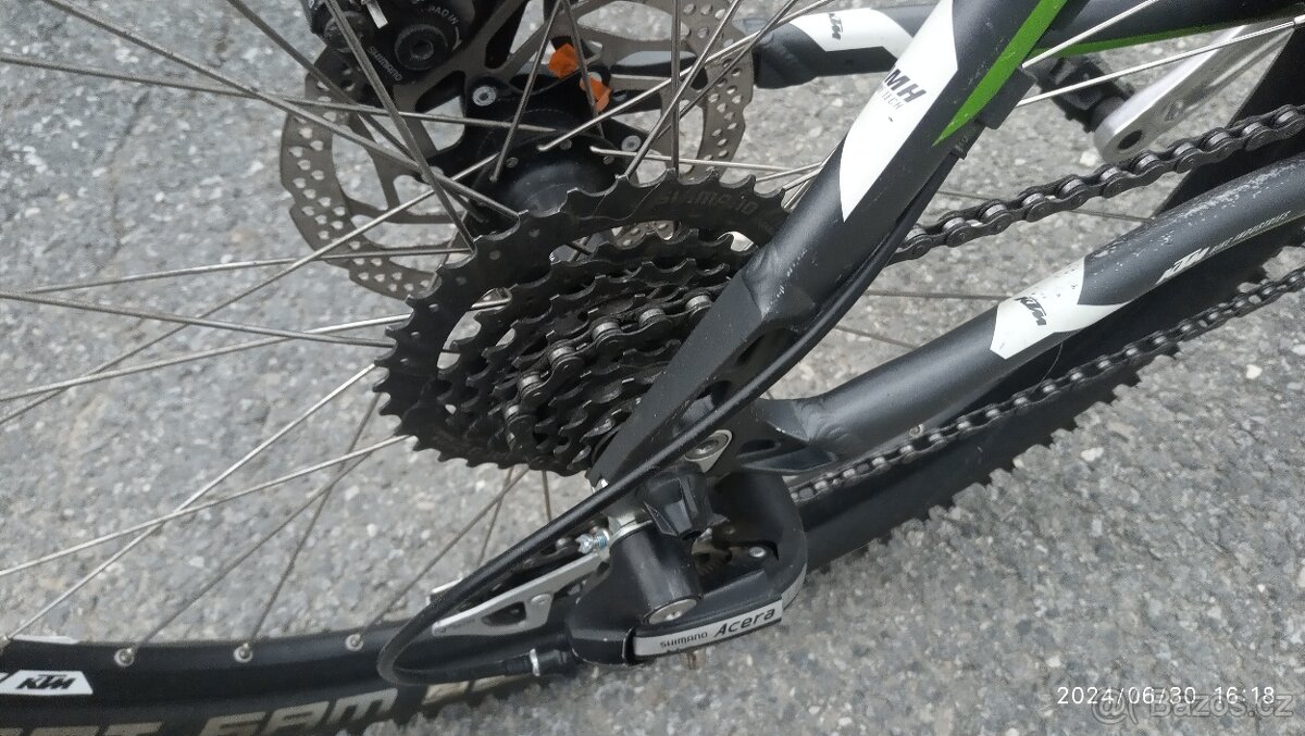 Zachovalé kolo zn.KTM-rám "19",kola "18" - 7