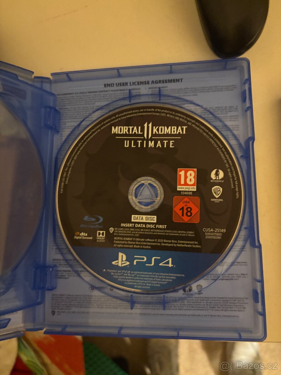 Ps4 ,dva ovladače + 5x hra + volant +VR - 7