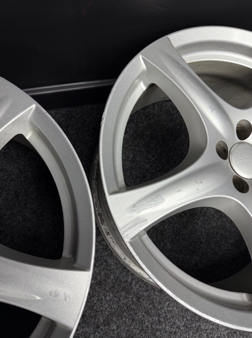 Alu RONAL 5x100 18” 8j et35 - 7