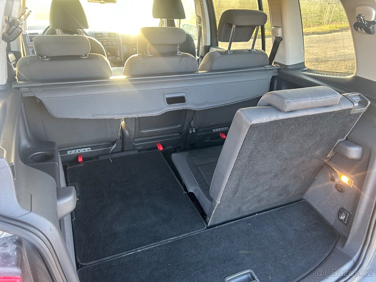 VW Touran 2.0 103 KW - 7