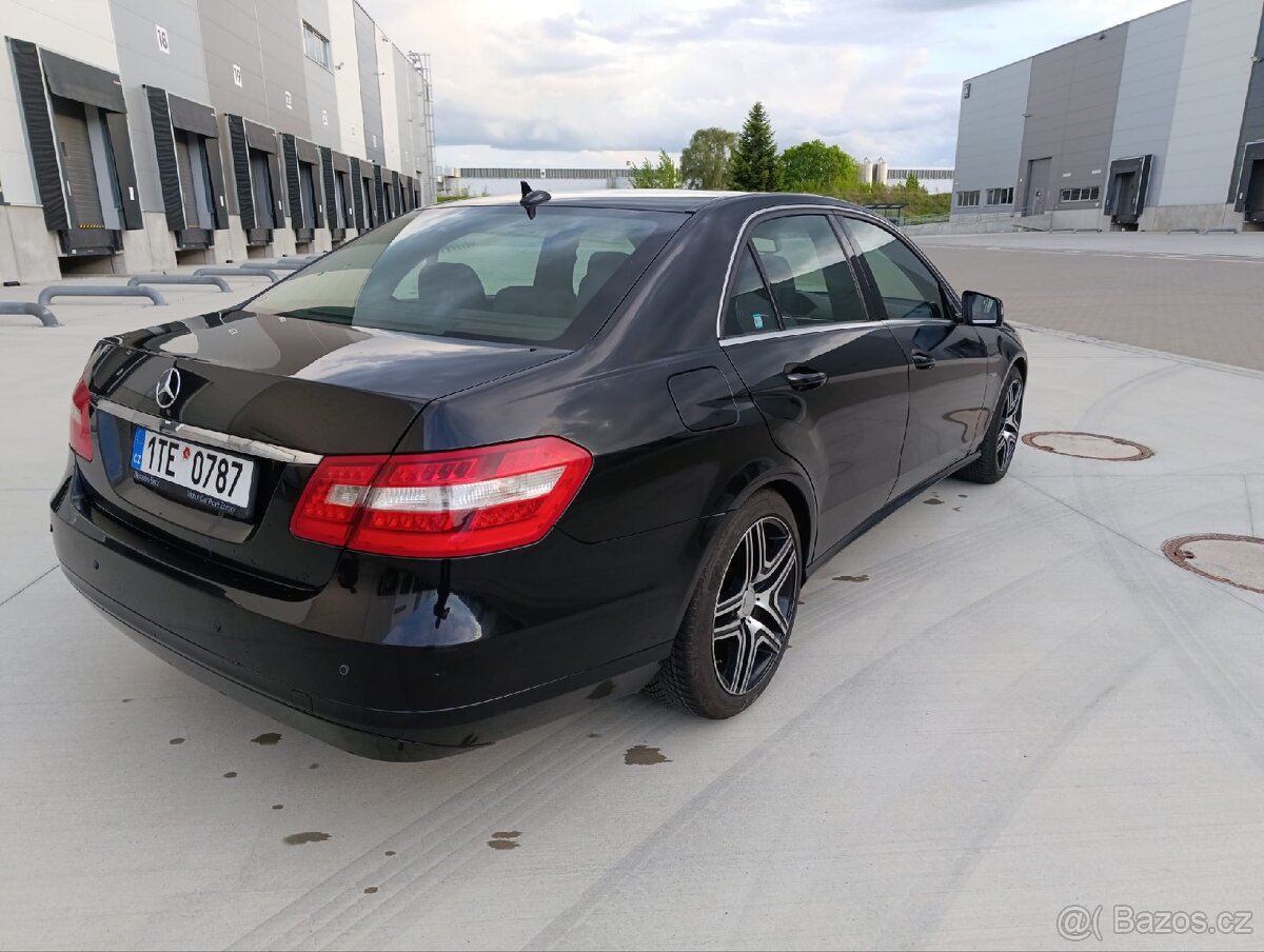 Mercedes-Benz E200 CDI - 7