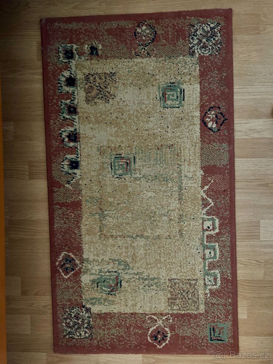 Manželská masivní postel s komodou a nočními stolky - 7