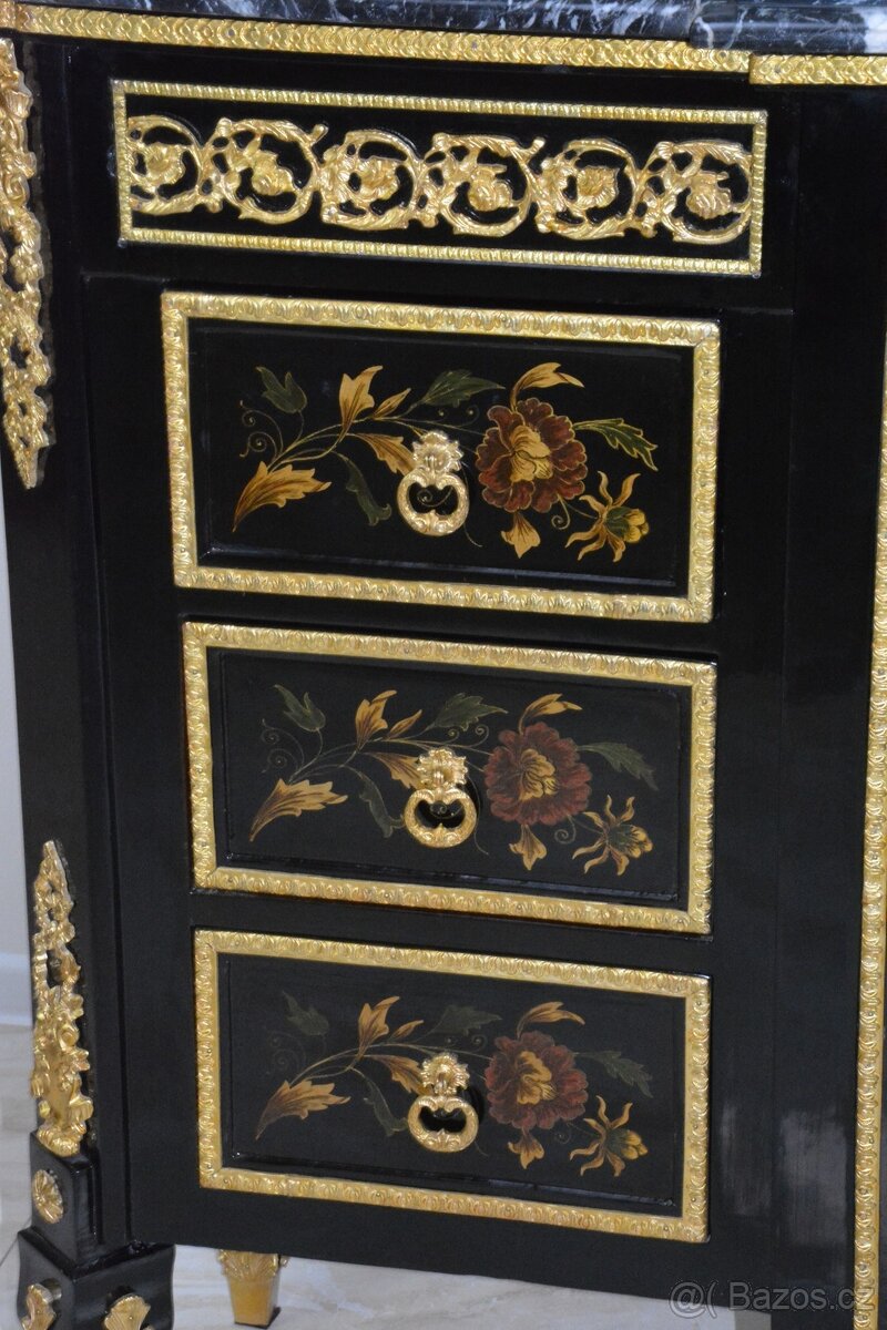 Zámecká malovaná komoda s mramorovou deskou-145 cm - 7