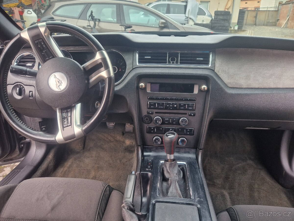 Ford mustang 3.7 L - 7