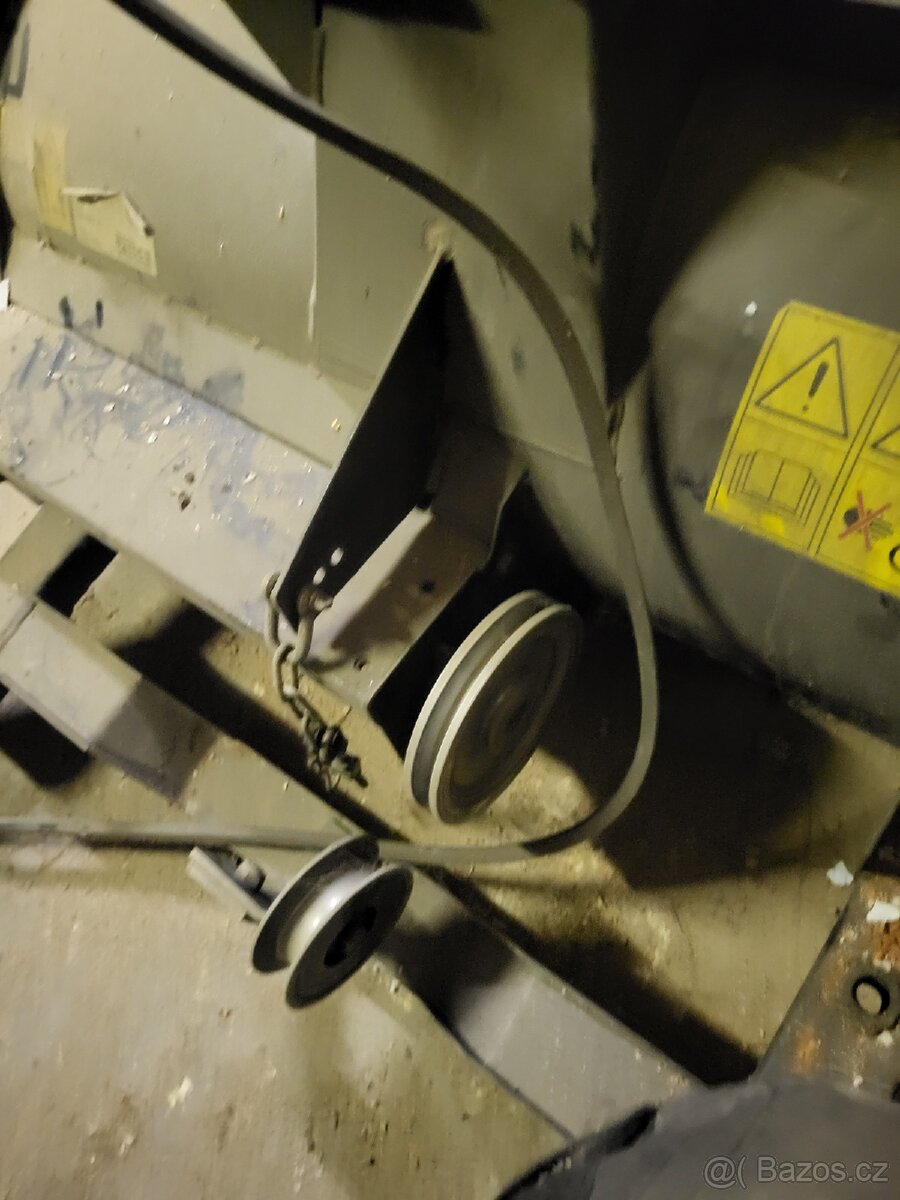 Sněžná fréza na trakturek. Stiga - 7